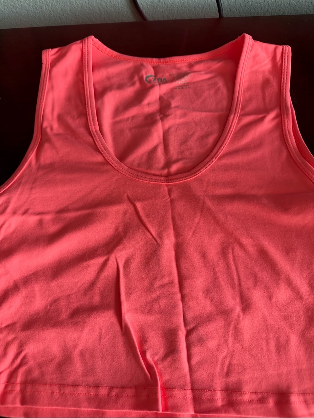 ZYIA Coral Tank Scoop Neck Athletic Top